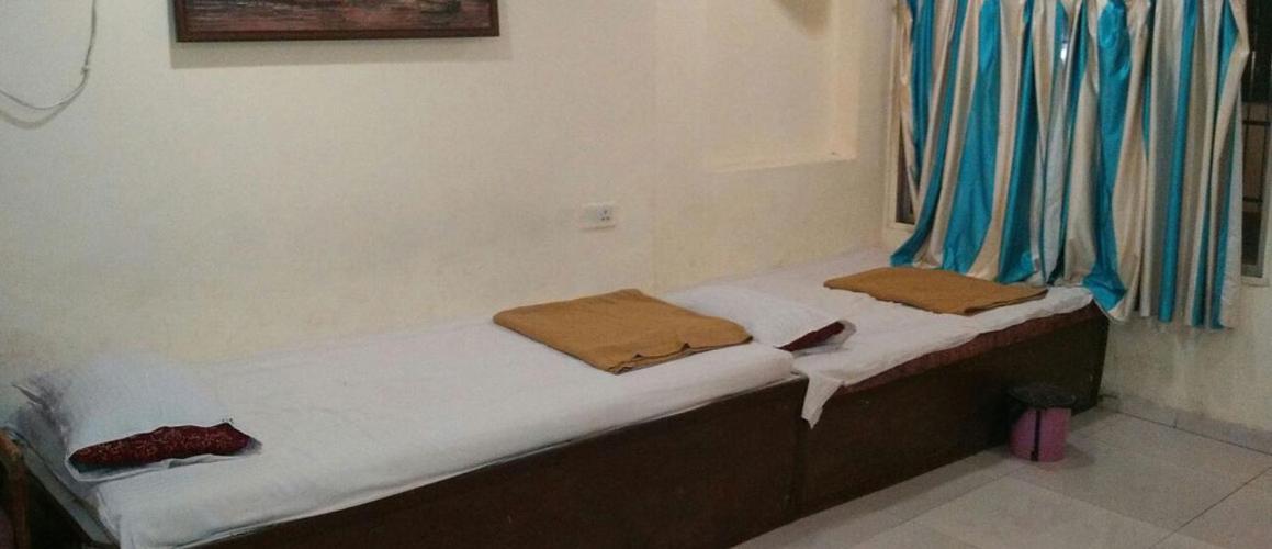 R Wood Resort Matheran Zewnętrze zdjęcie